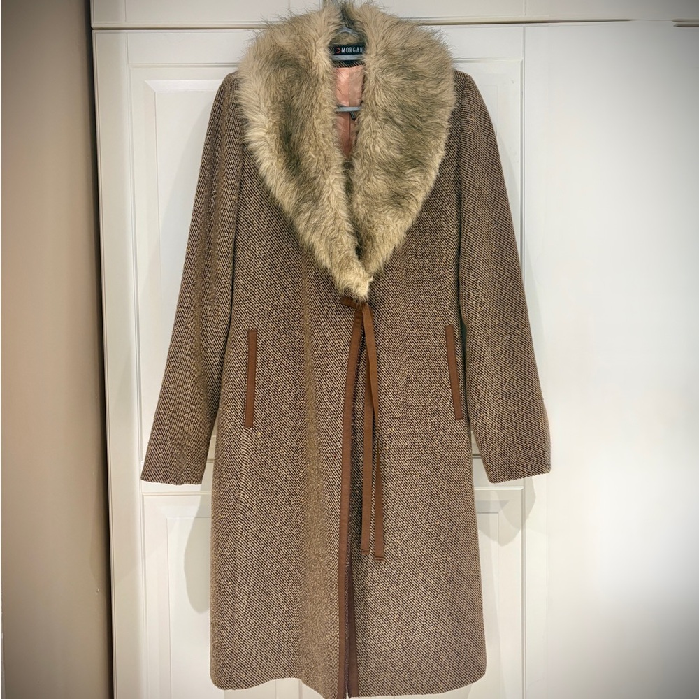Morgan De Toi Fabulous Coat with Faux Fur Collar and Matching Skirt US6/EU38